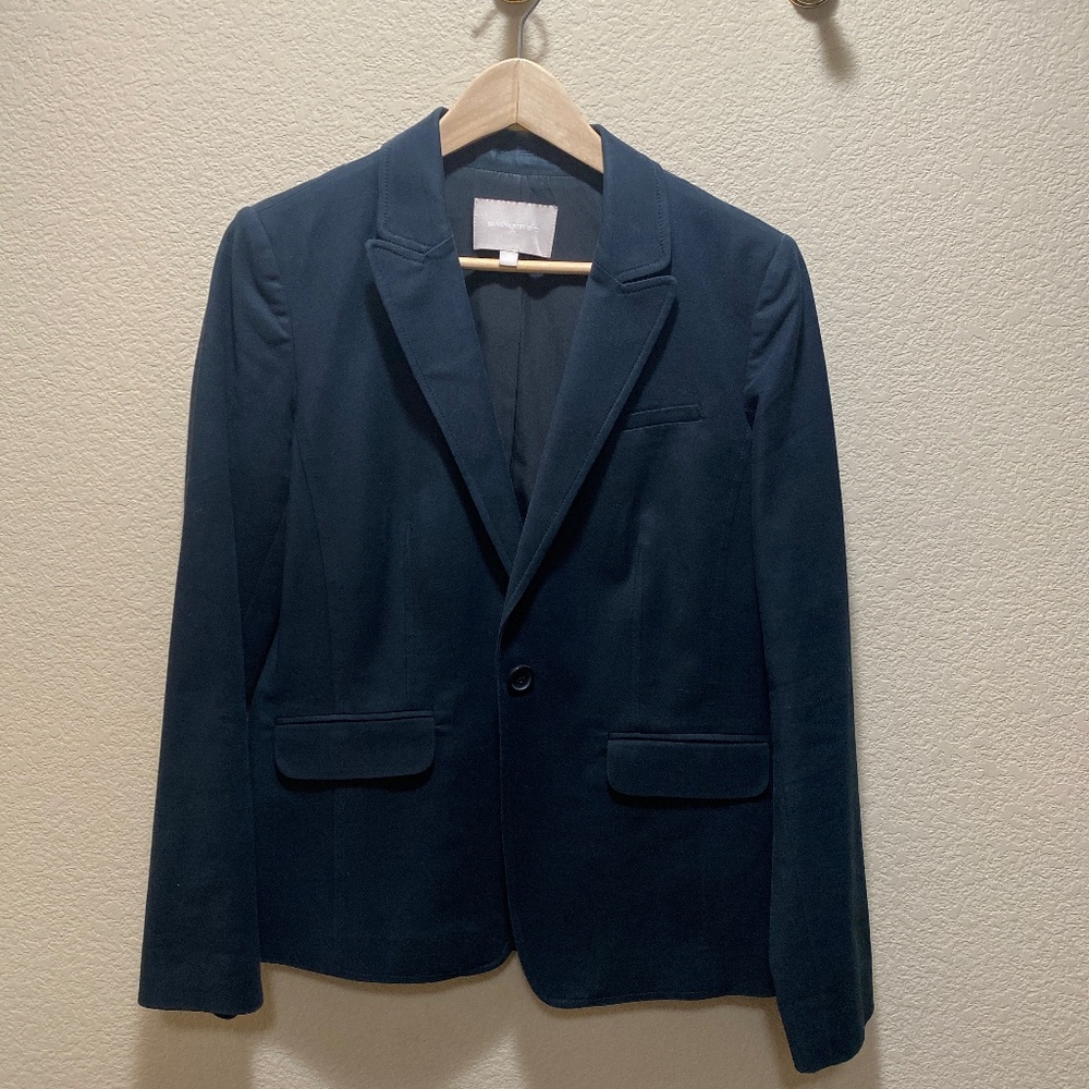 Banana Republic Women’s Black Blazer – Size 10